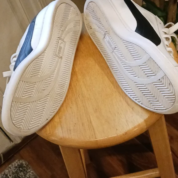 Puma Sneakers sz 9.5 men's - Picture 5 of 6